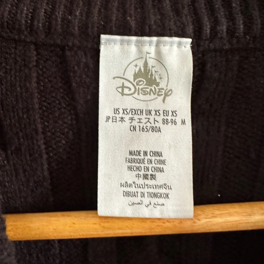 Disney Parks Disneyland Marvel Avengers Black Panther Cable Knit Sweater Size XS - Picture 9 of 9